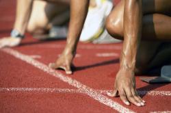 G2带队取胜！，凯恩重要时刻重返赛场比赛高潮迭起